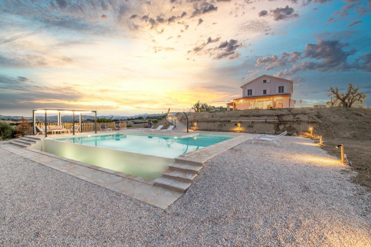 Апартаменты Casal Del Sole - La Ginestra Montefelcino Экстерьер фото